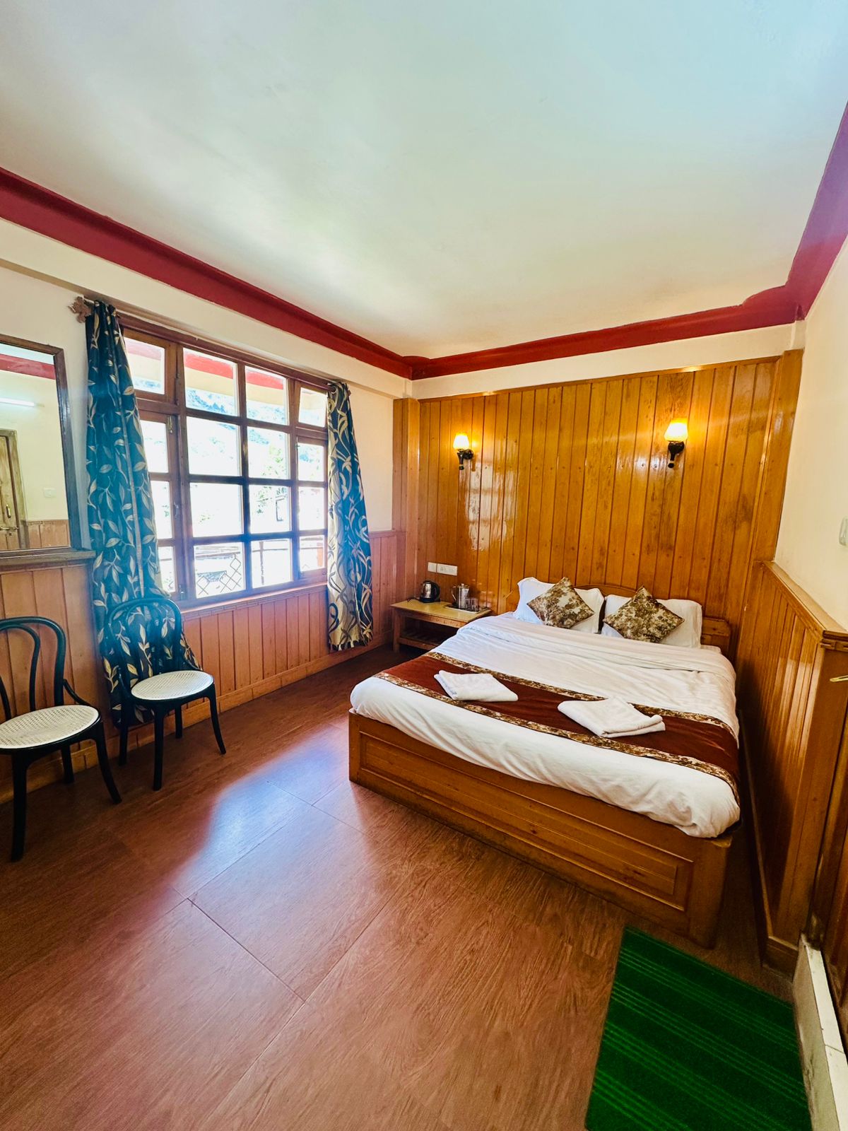 The Ridgeview Veranda